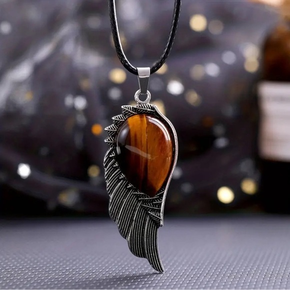 Angel Wing Natural Stone Crystal Gemstone Pendant Necklace - Picture 5 of 14